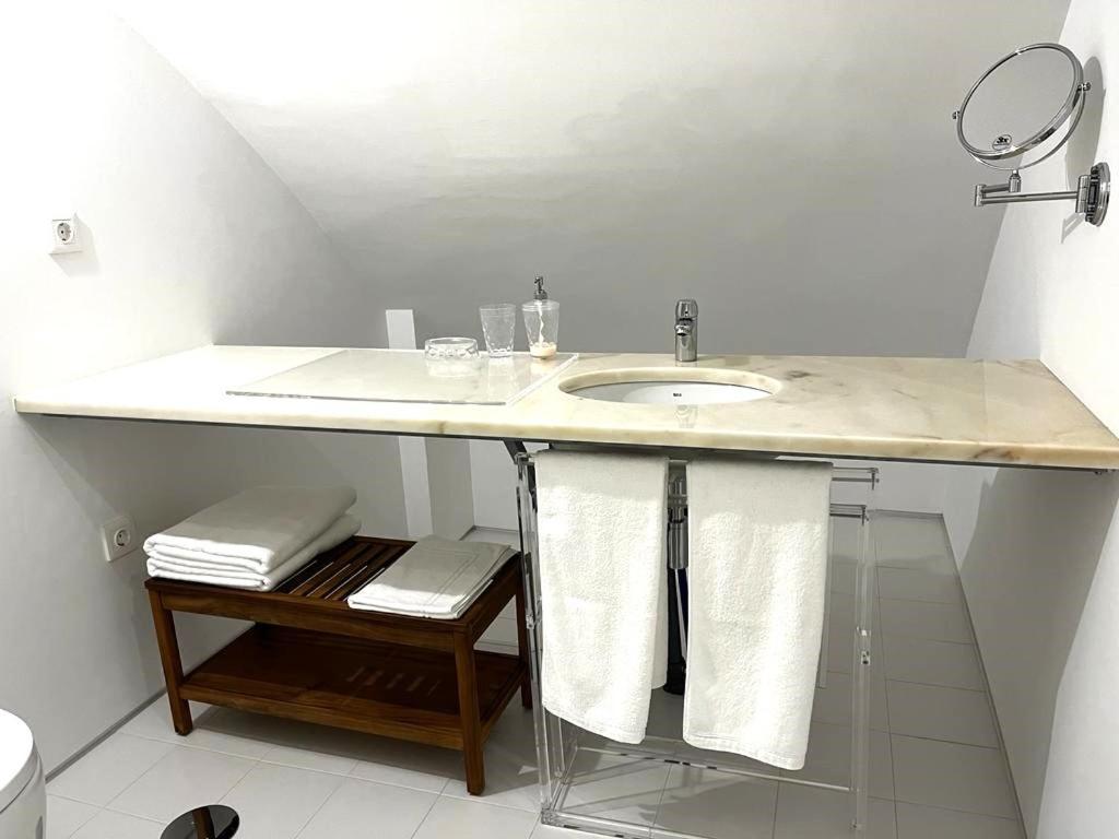 Signature Guesthouse Порту Экстерьер фото