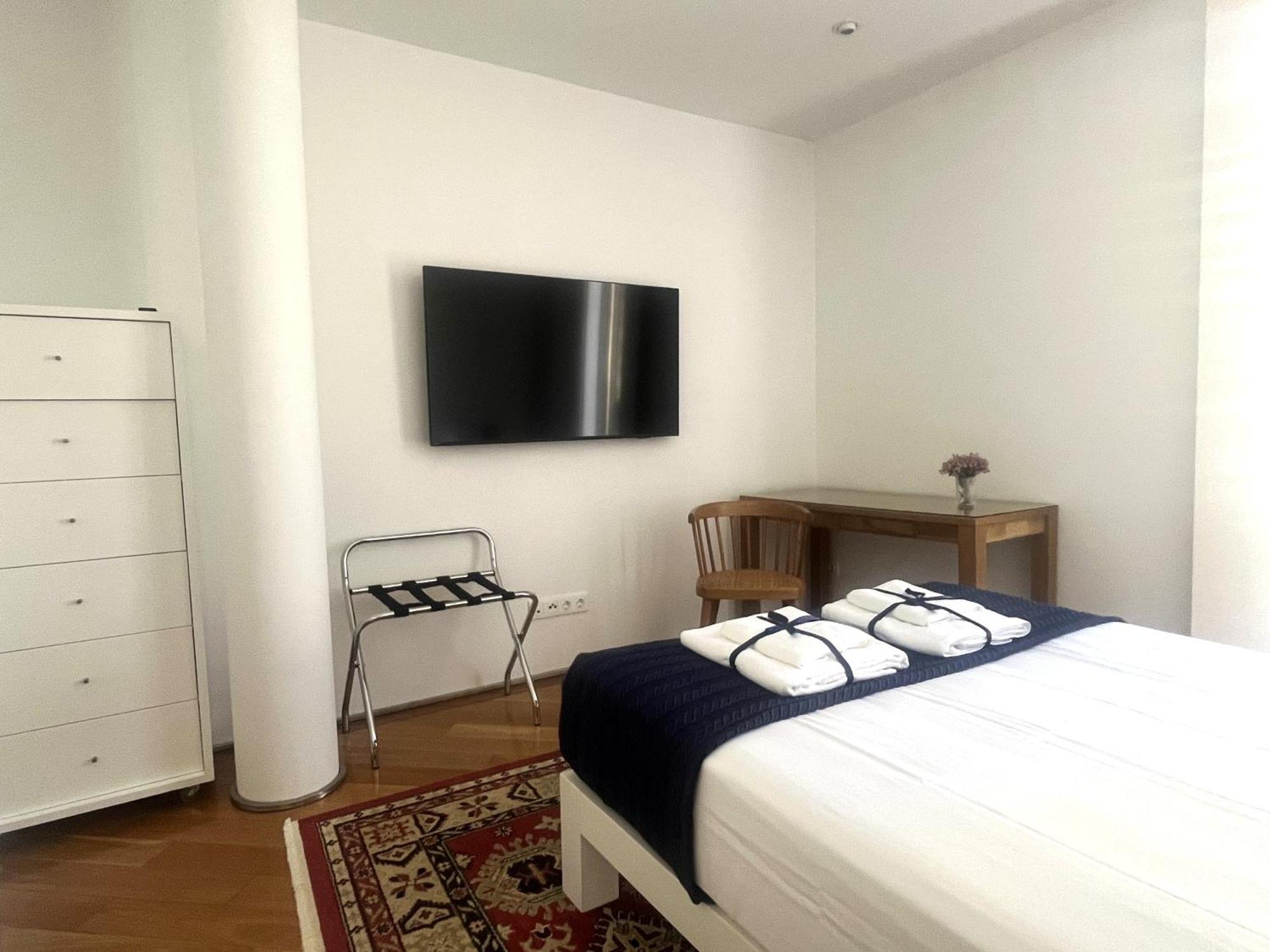 Signature Guesthouse Порту Экстерьер фото